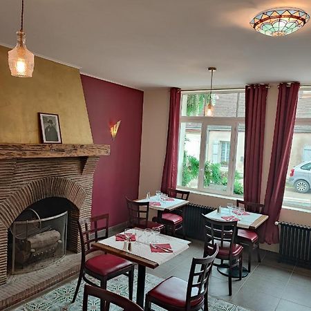 La Madeleine Hotel Saint-Benoit-sur-Loire Bagian luar foto